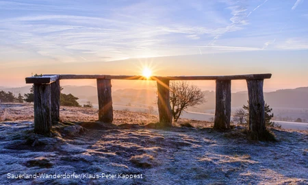 Sonnenuntergang am Aussichtspunkt auf dem Osterkopf
