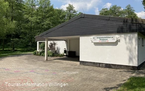 wanderparkplatz-boemighausen-dorfgemeinschaftshaus.jpg