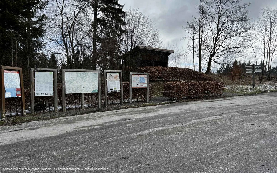 Wanderportal und Wanderparkplatz Großes Bildchen