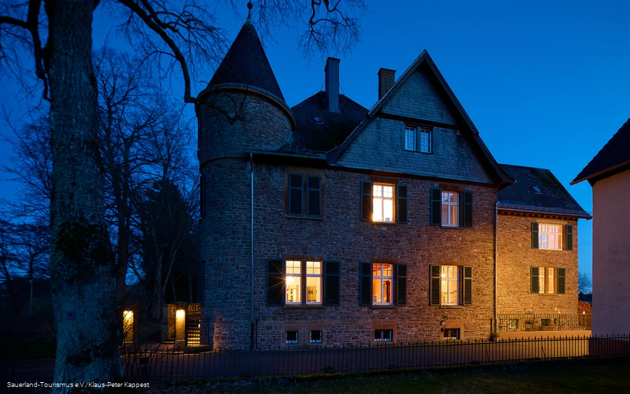 Gut Glindfeld Gut Glindfeld am Abend während eines Konzerts