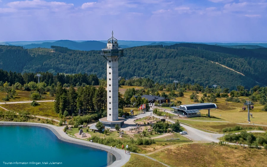 ettelsbergplateau-bergsee-hochheideturm.jpg