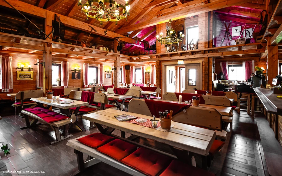 graf-stolberg-huette-innenansicht.jpg graf-stolberg-huette-innenansicht.jpg