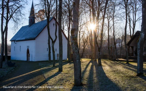 Unterkirche im Gegenlicht