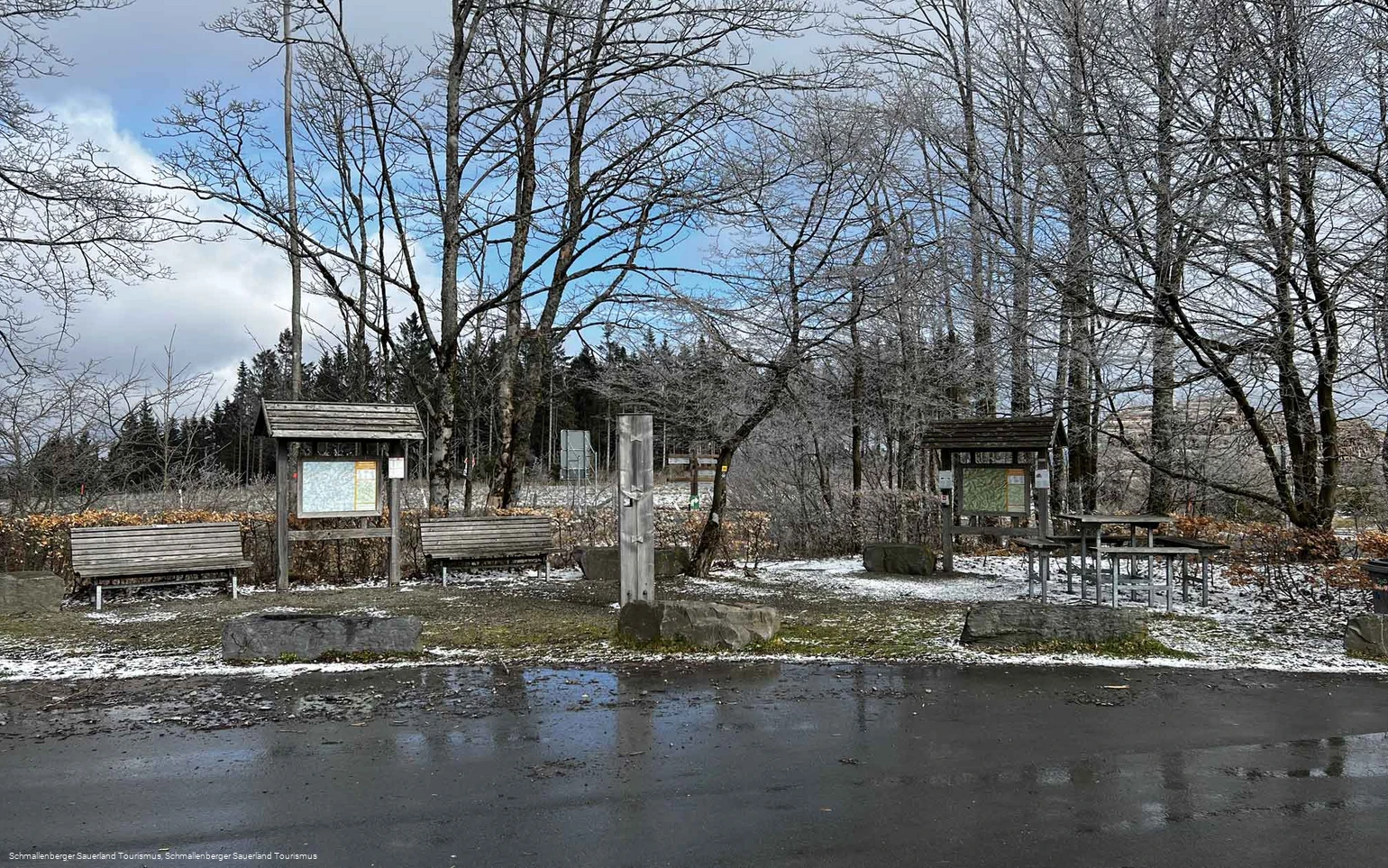 Wanderportal und Wanderparkplatz Albrechtsplatz