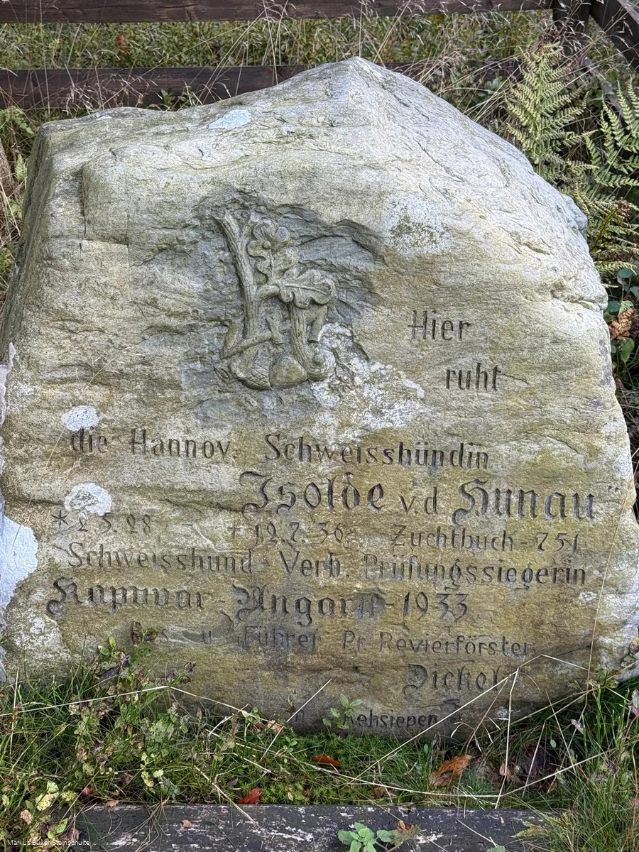 Hundegrab auf der Hunau