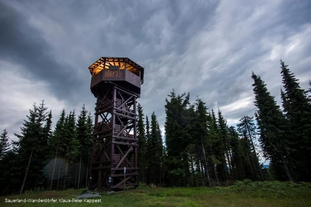 Der Heidkopfturm bei Hallenberg