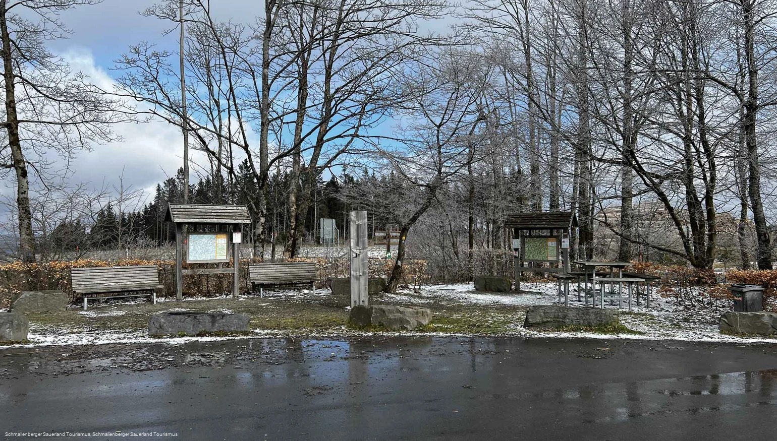 Wanderportal und Wanderparkplatz Albrechtsplatz